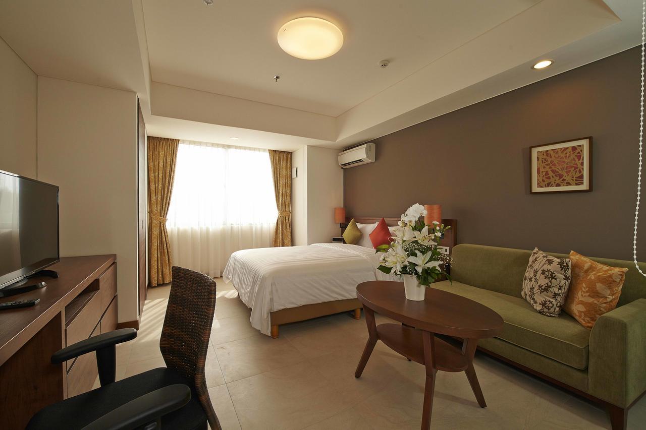 Axia South Cikarang Service Apartment Exterior photo